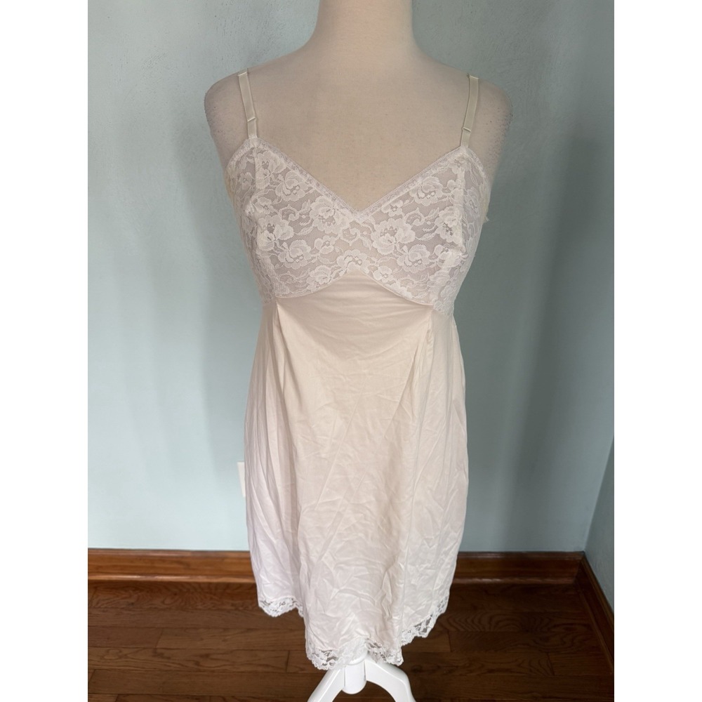 Lace Trim Neckline Knee Length Slip Dress Fitted Valentines Sexy Sz XS